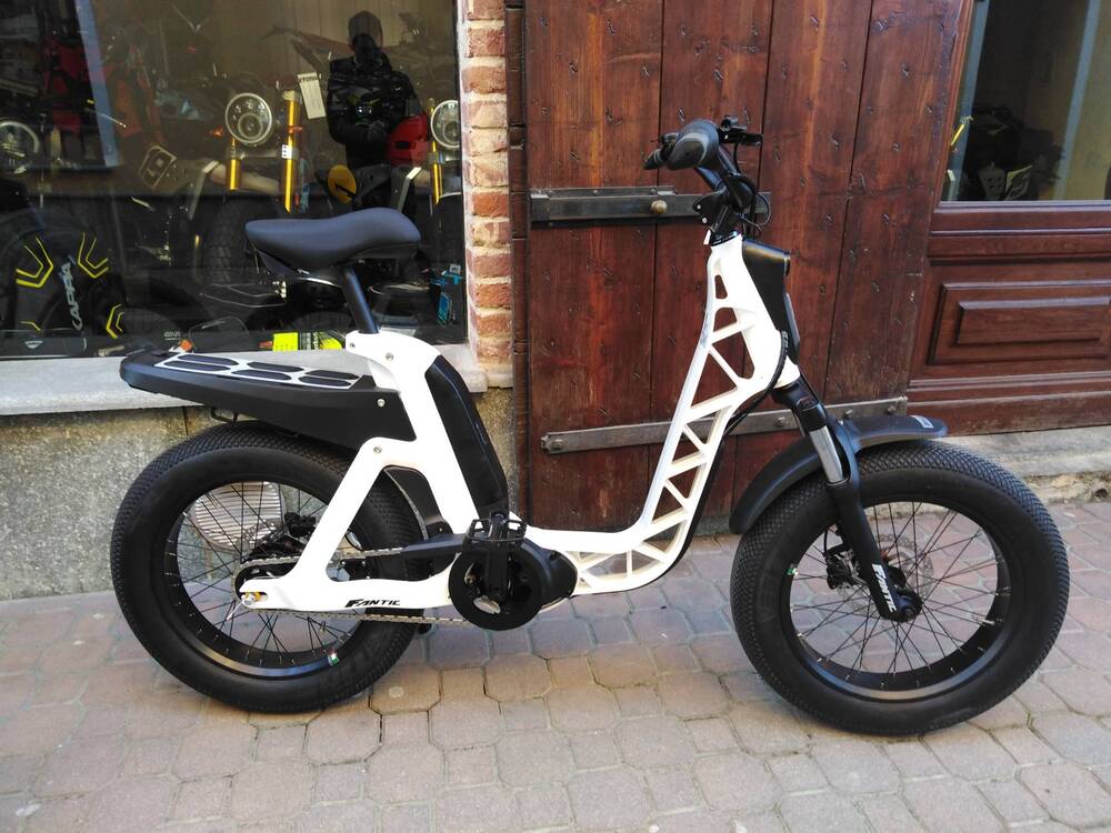 Fantic Motor Issimo (2019 - 23) (8)