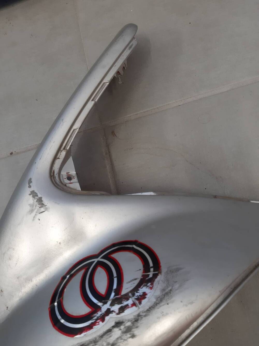 Carena anteriore sx Gilera Runner grigia. (6)