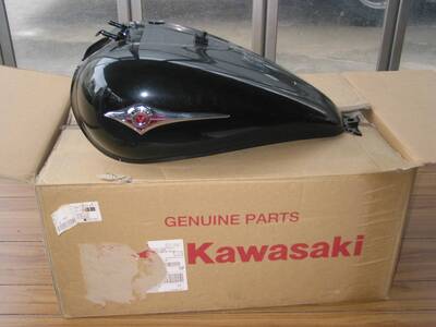 Serbatoio benzina Kawasaki VN900