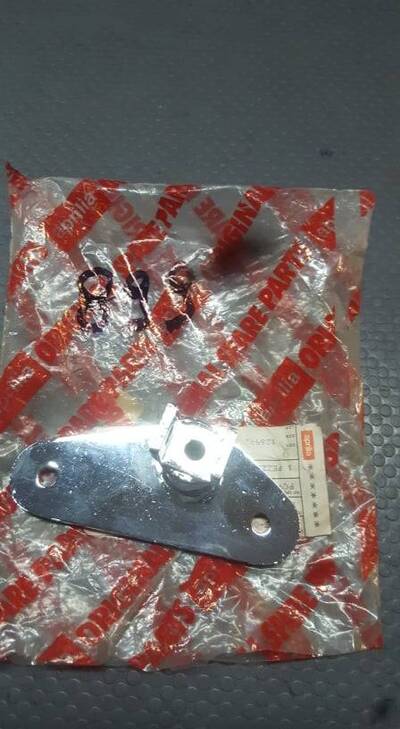 SUPPORTO PEDANA SX CROMATO RED ROSE CLASSIC 50 Aprilia