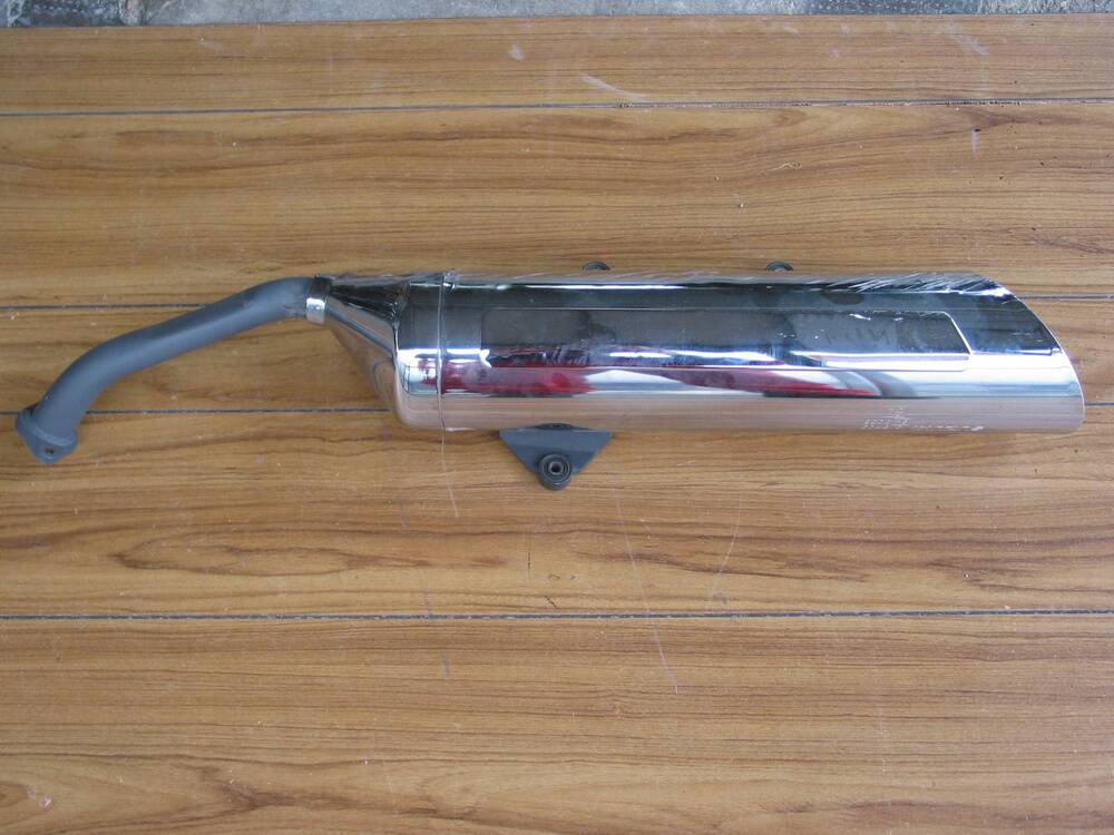 Marmitta silenziatore Suzuki Burgmann 400 (3)