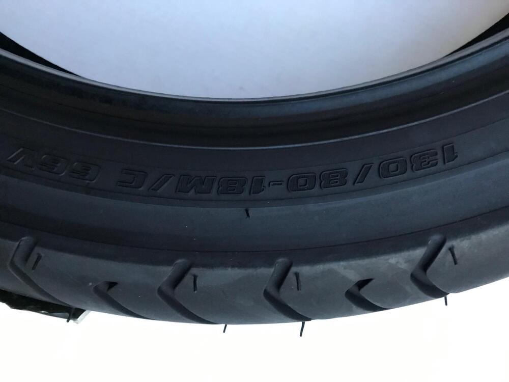 Pneumatico BT 45 130 80 18 V66 Bridgestone (3)