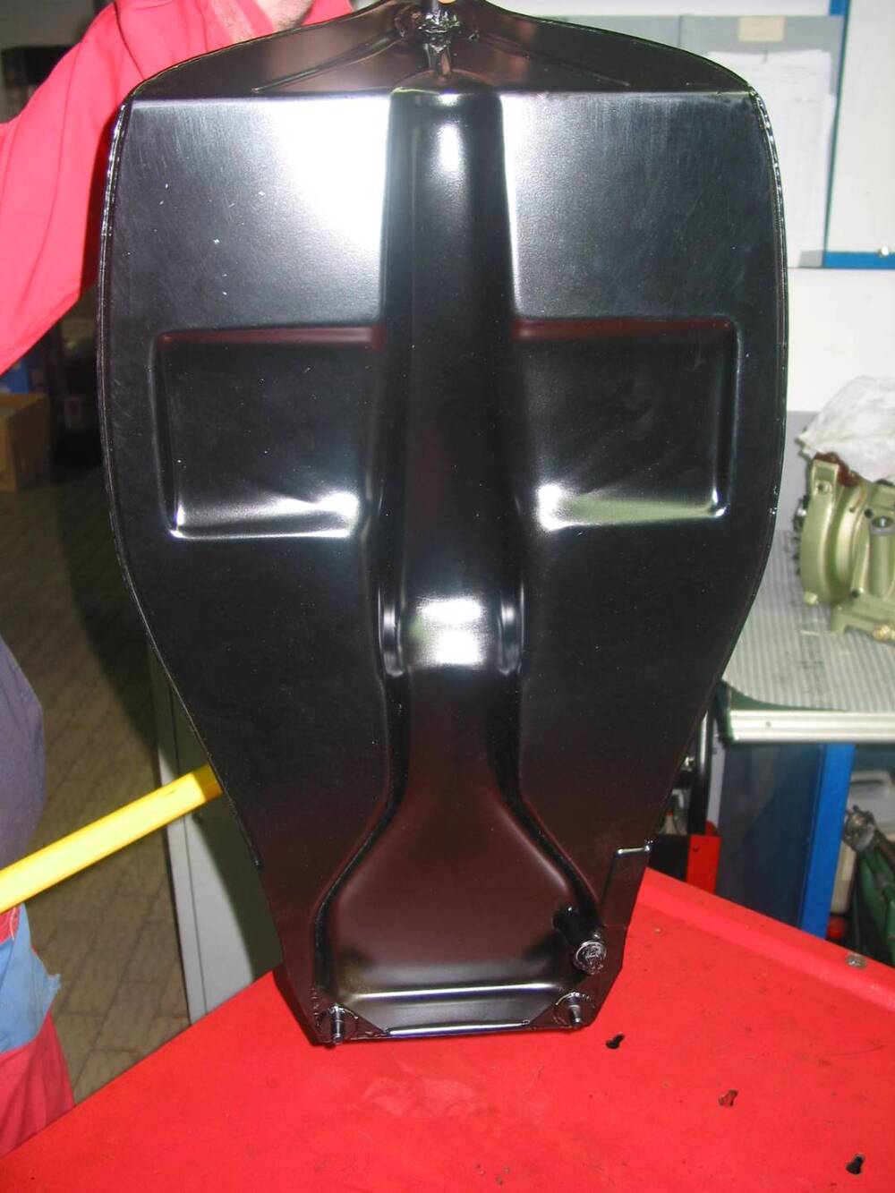 Serbatoio grezzo per Bimota SB4 (5)