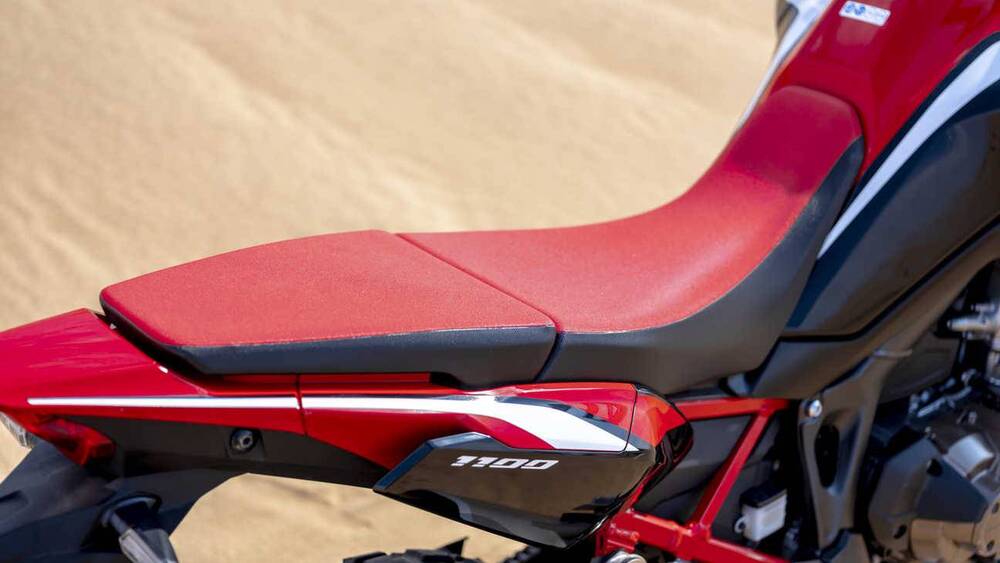 Honda Africa Twin CRF 1100L DCT (2022 - 23) (10)