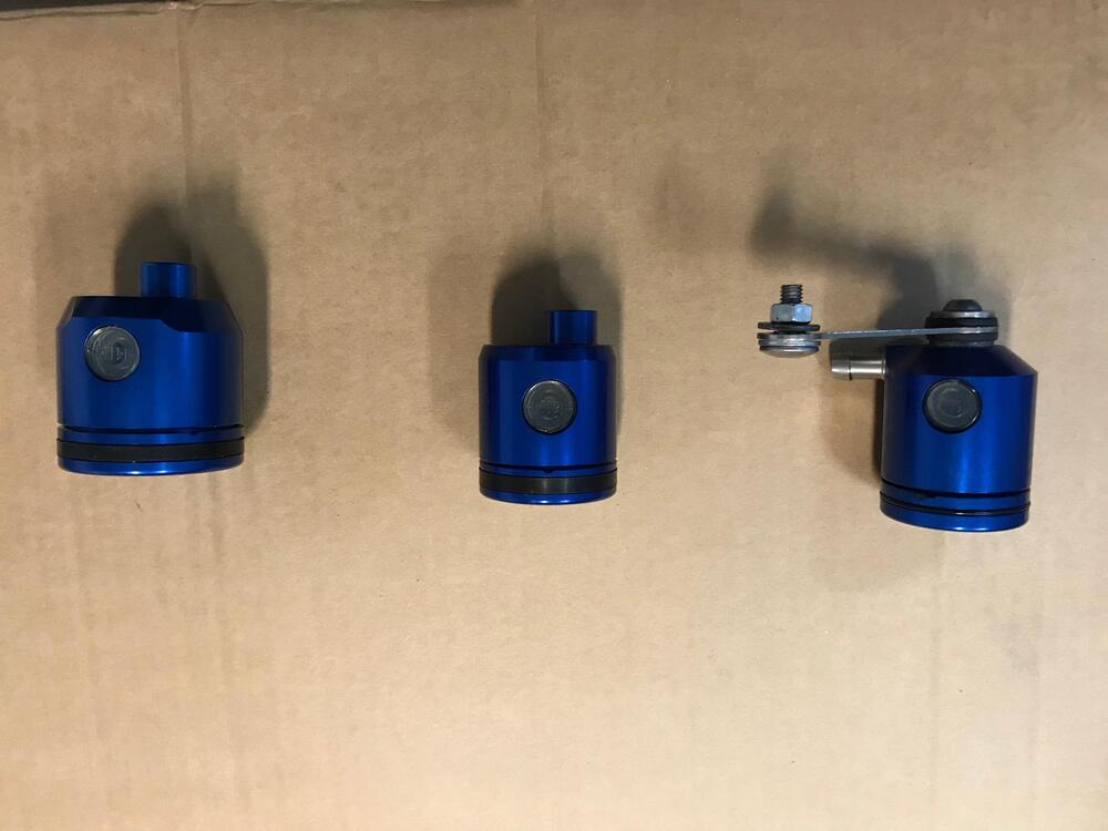 Serbatoio olio freni frizione CB 1000 - VV Honda (2)