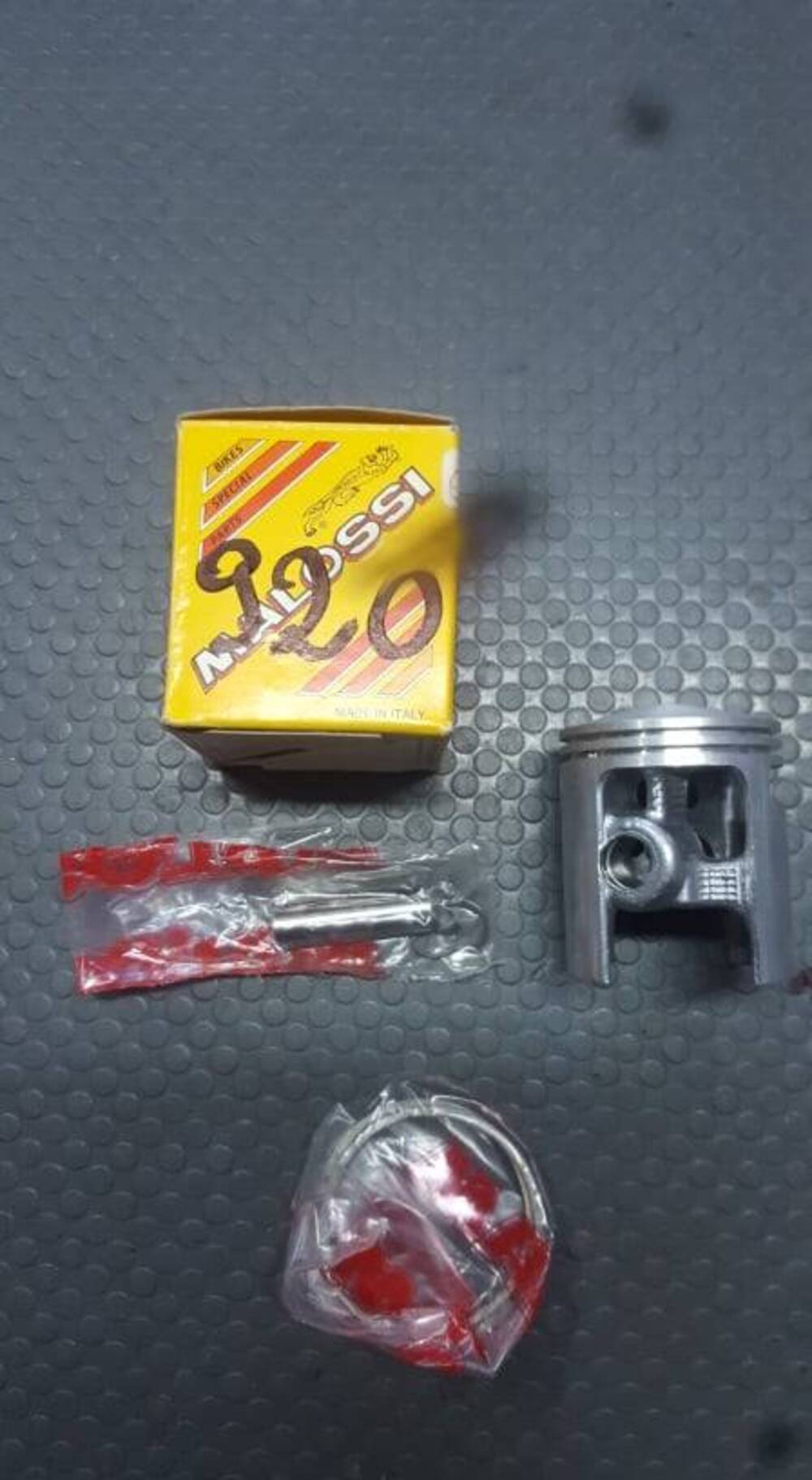 PISTONE DIAM. 43 SPINOTTO 10 PIAGGO CIAO SI Malossi