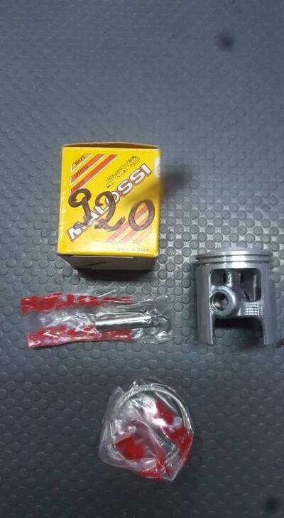 PISTONE DIAM. 43 SPINOTTO 10 PIAGGO CIAO SI Malossi