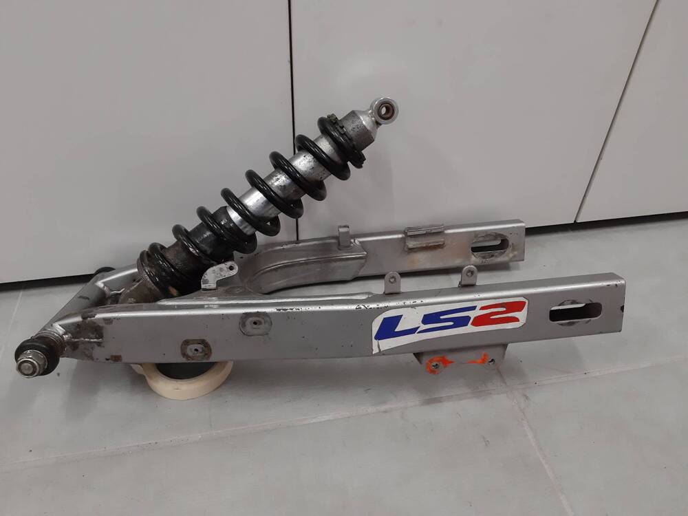 Forcellone, Mono Ammortizzatore Honda Dominator