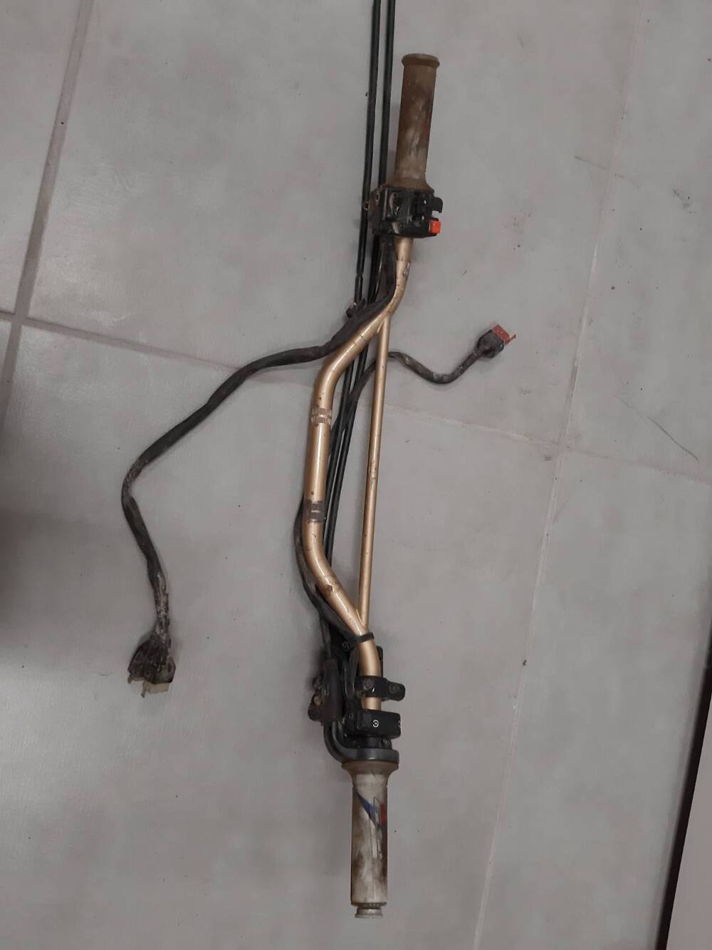 Manubrio Honda Dominator 650 (2)