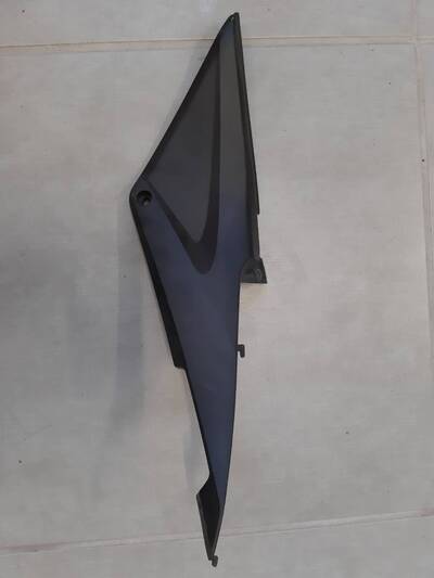 Fianchetto sottosella sinistro honda cbr 600 rr