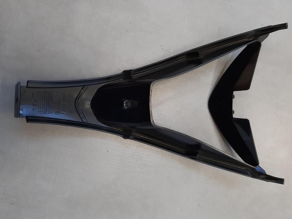 Carena anteriore APRILIA SR 50 (2)