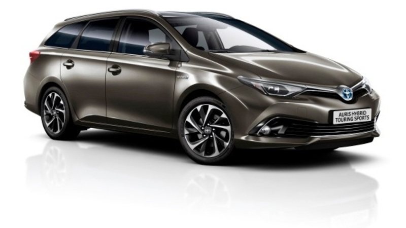 Toyota Auris, ecco il model year 2016