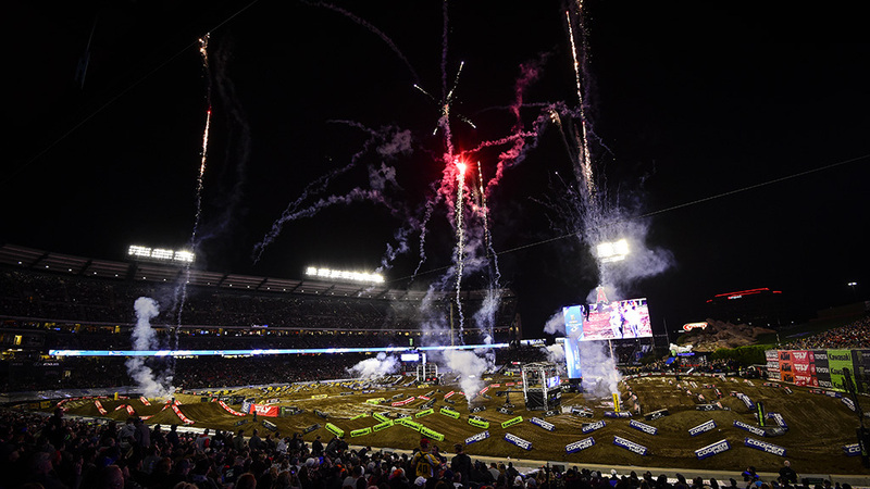 Gallery. Lo spettacolo del Supercross &egrave; fuori dalla pista