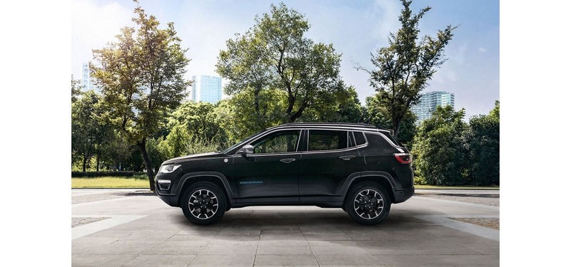 Nuove Jeep 2020 ibride made in Italy, Compass o Renegade 4xe con 240 CV e 50 Km EV: da 41K