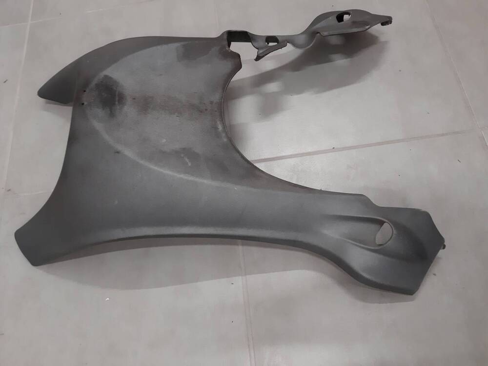 Carena sottopedana Piaggio X9 (3)