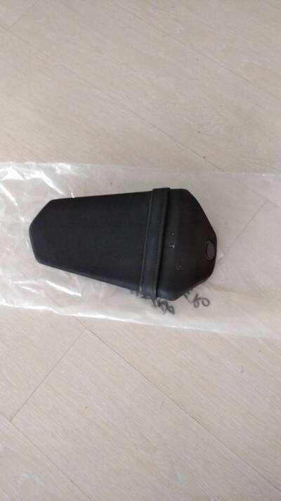 SELLA PASSEGGERO YAMAHA MT125/R125