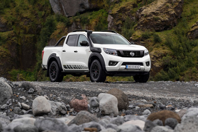 Nuovo Nissan Navara Off-roader AT32, pronto a tutto