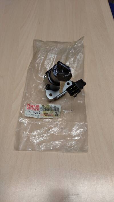 BLOCCHETTO CON CHIAVE YAMAHA XT600E/TT600E