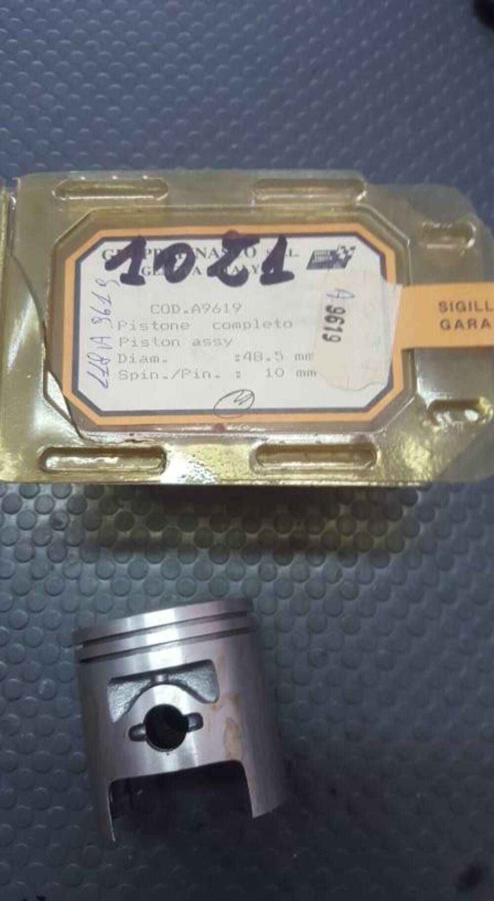 PISTONE DIAM. 48,5 SPINOTTO 10 MINARELLI PINASCO
