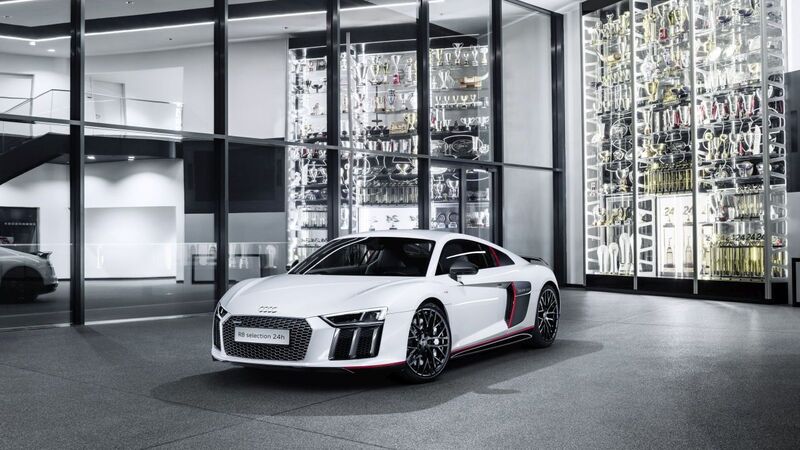 Audi R8 &ldquo;selection 24h&rdquo;, passione per le corse