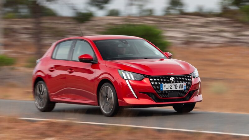 Peugeot 208: nuovo serie speciale Allure Navi Pack