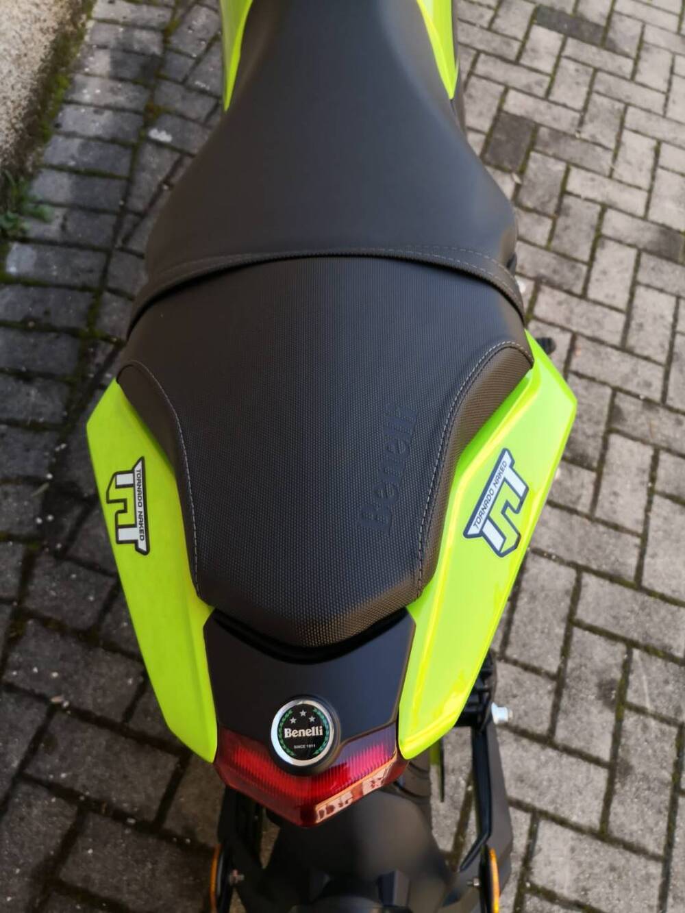 Benelli Tornado Naked T 125 (2017 - 20) (4)