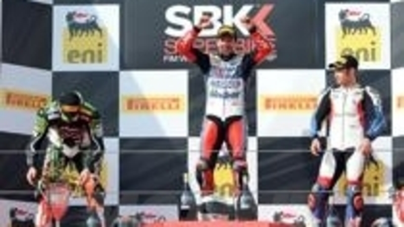 SBK. Carlos Checa, doppio trionfo a Imola