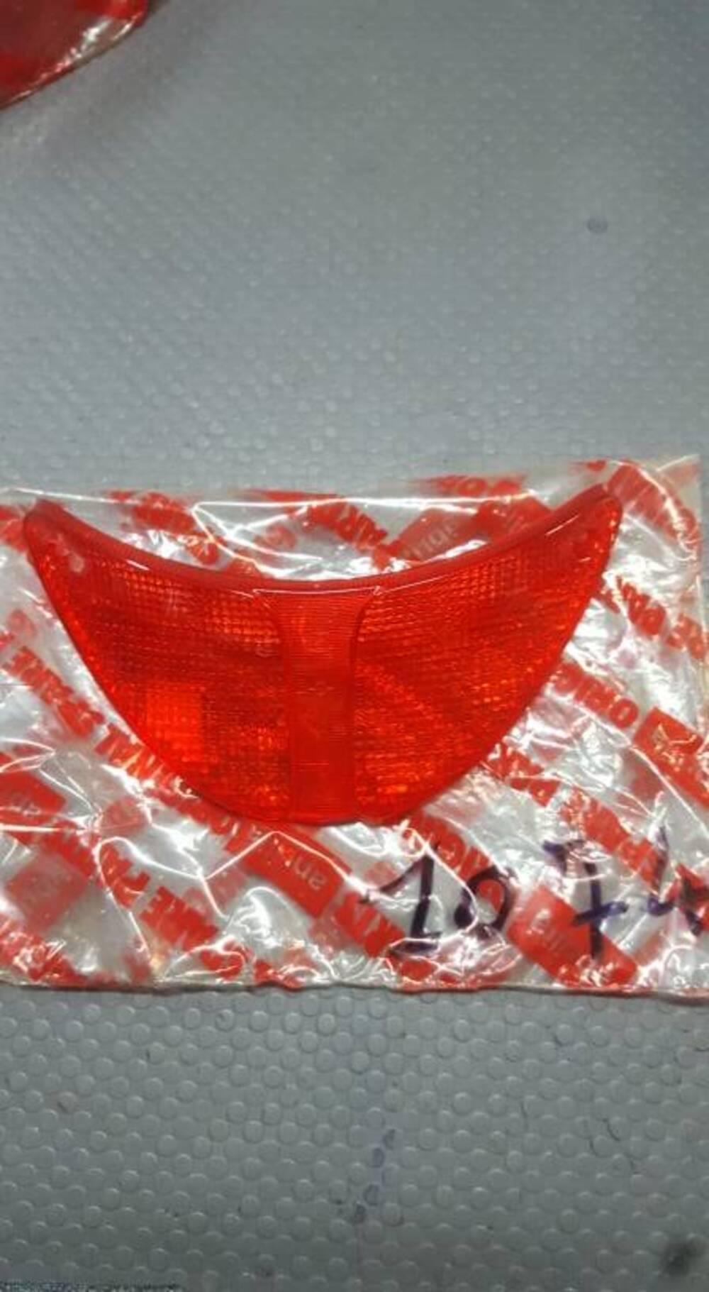 VETRO FARO POST. LEONARDO 125 150 1996 1998 Aprilia