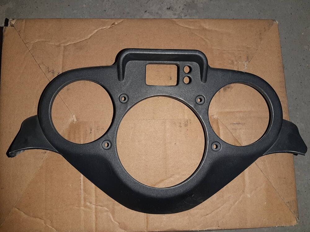 Coperchio tachimetro Aprilia Scarabeo (2)