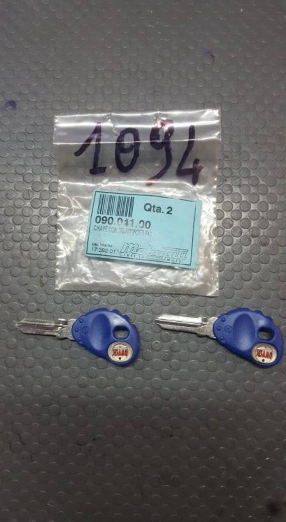 CHIAVI QUADRO GREZZE (CP) F15 CON TRASPONDER Malaguti