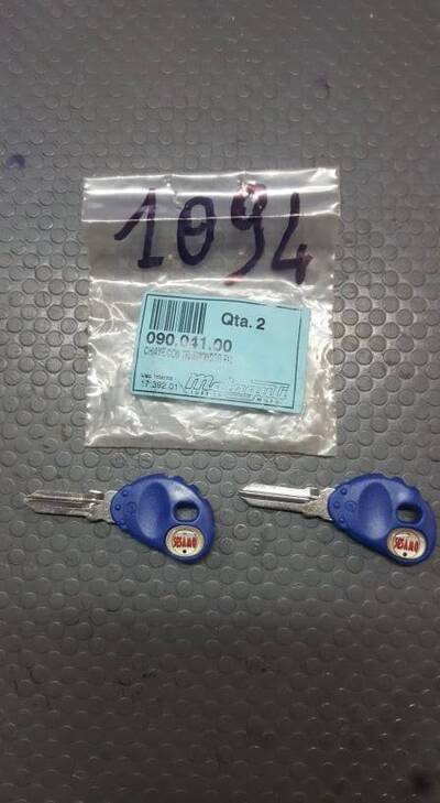 CHIAVI QUADRO GREZZE (CP) F15 CON TRASPONDER Malaguti