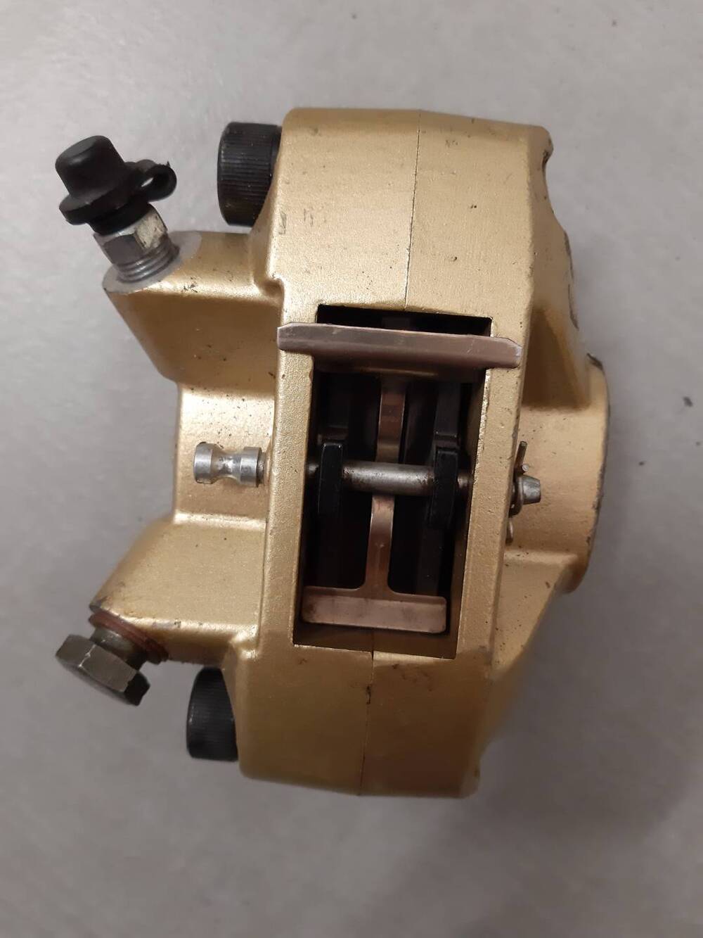 Pinza posteriore Aprilia Sr 50 (3)