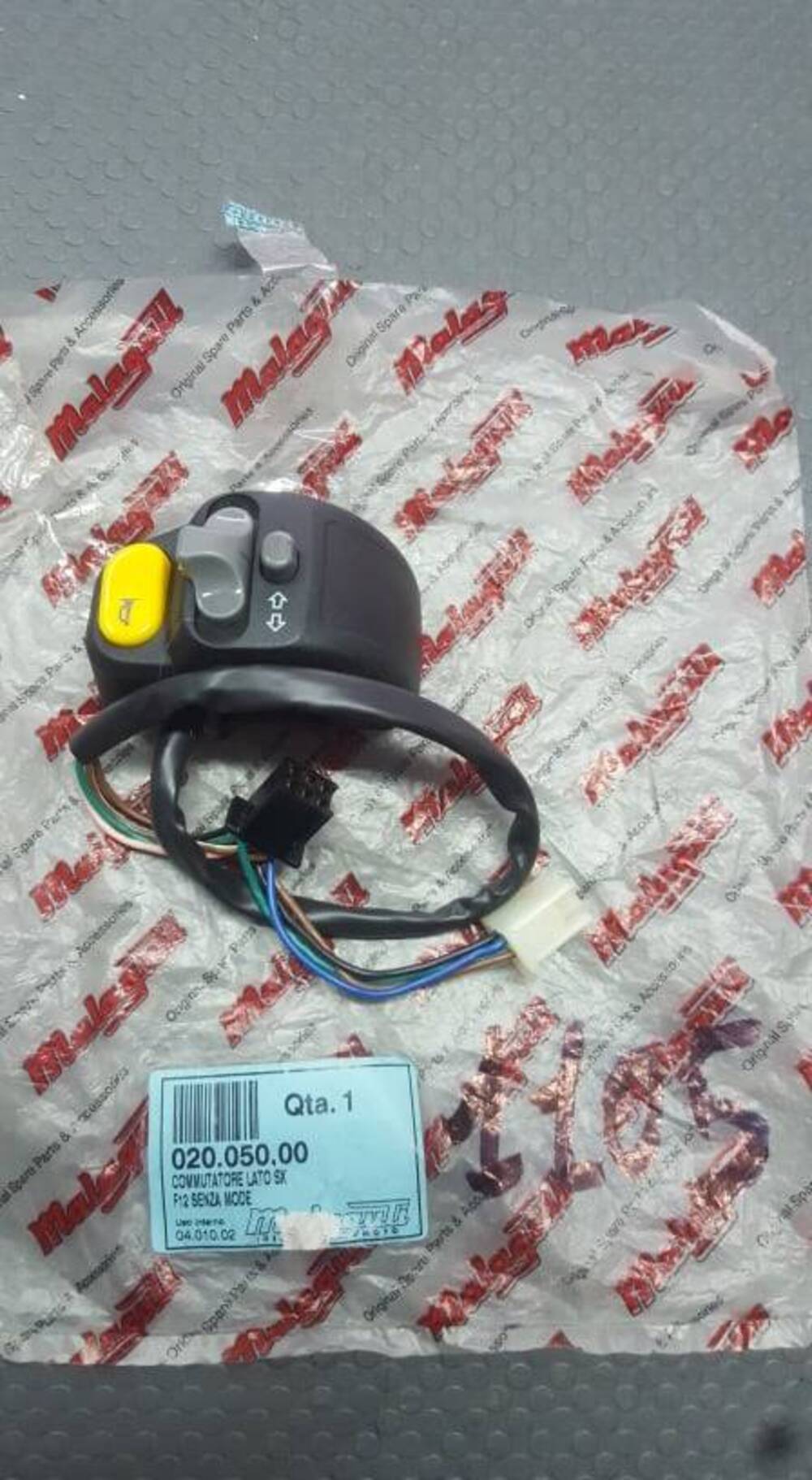 COMMUTATORE LATO SX F12 F15 Malaguti