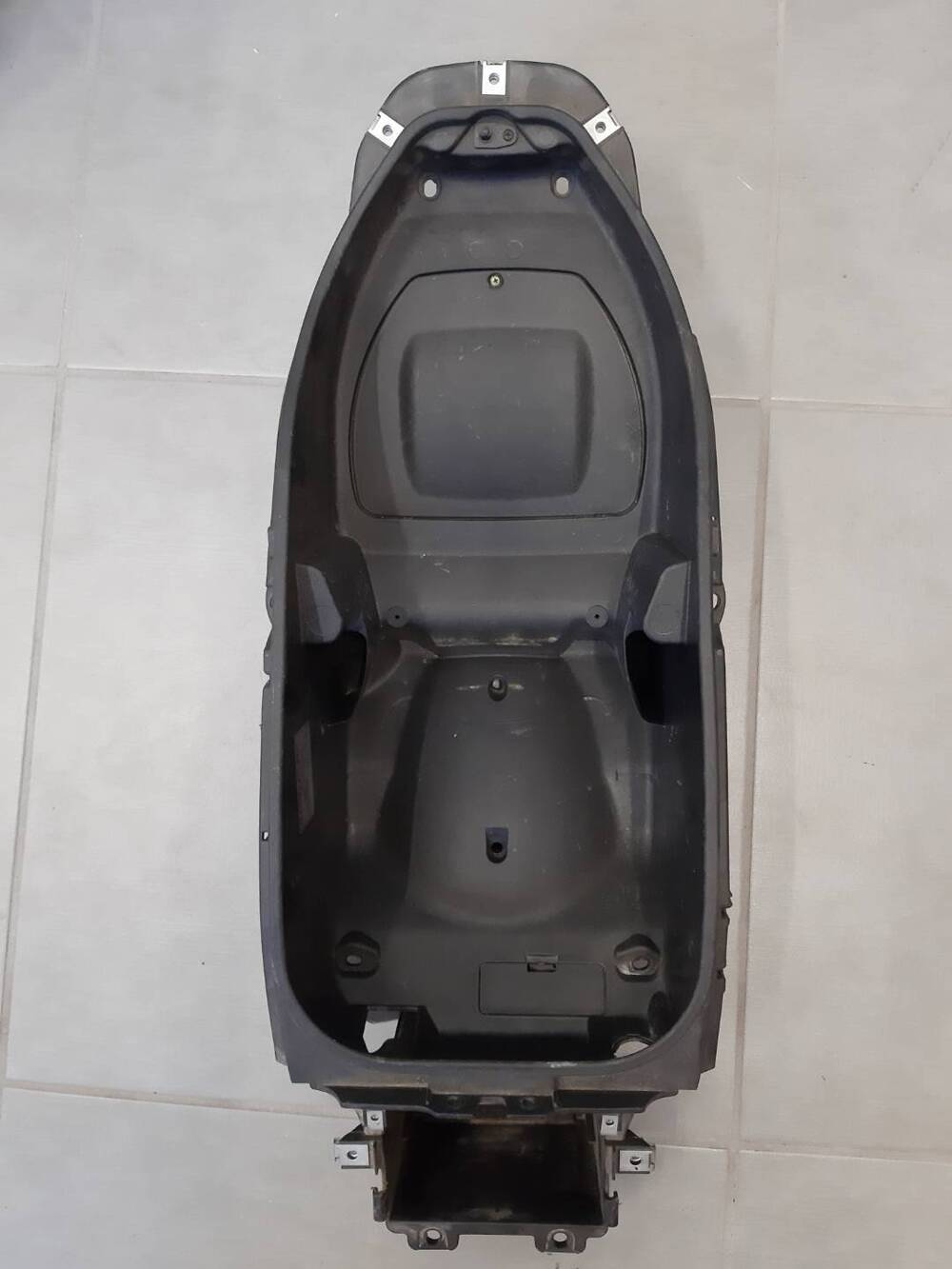 Vano sottosella Piaggio Beverly