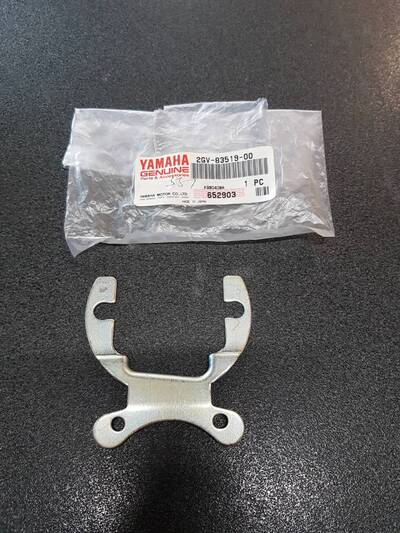 2GV83519000 YAMAHA STAFFA STRUMENTI CONTACHILOMET