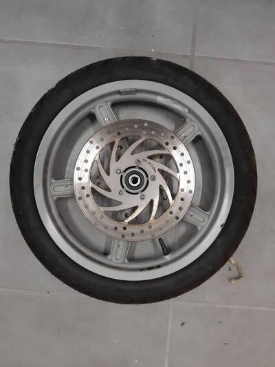 Cerchio ruota anteriore Aprilia Scarabeo