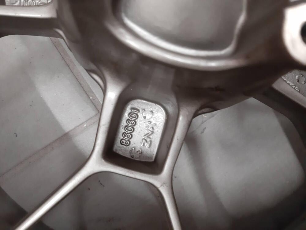 Cerchio ruota posteriore Aprilia Shiver 750 2006 (5)