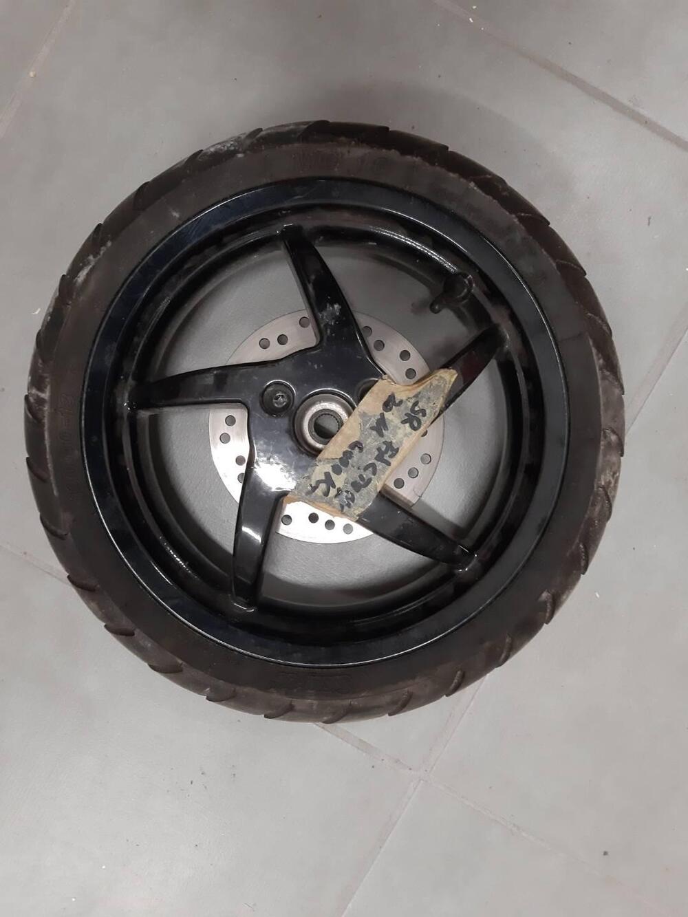Cerchio ruota posteriore Aprilia Sr 50 (5)