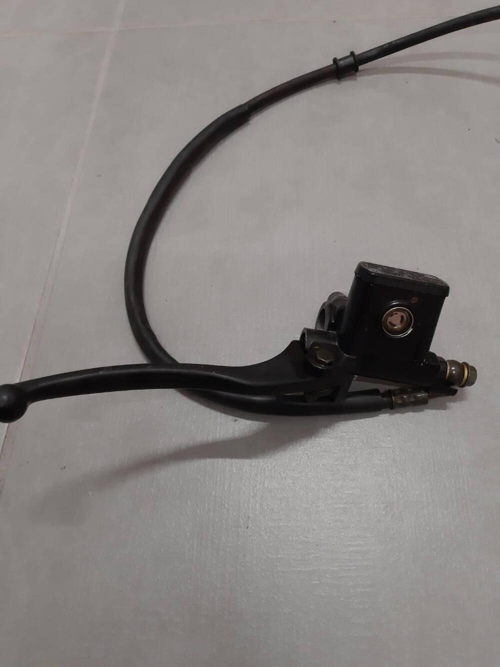 Pinza +pompa Keeway x blade 50 (2)