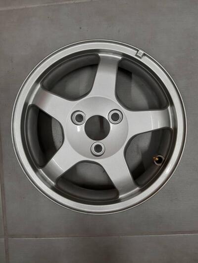 Cerchio posteriore Suzuki Burgman 400