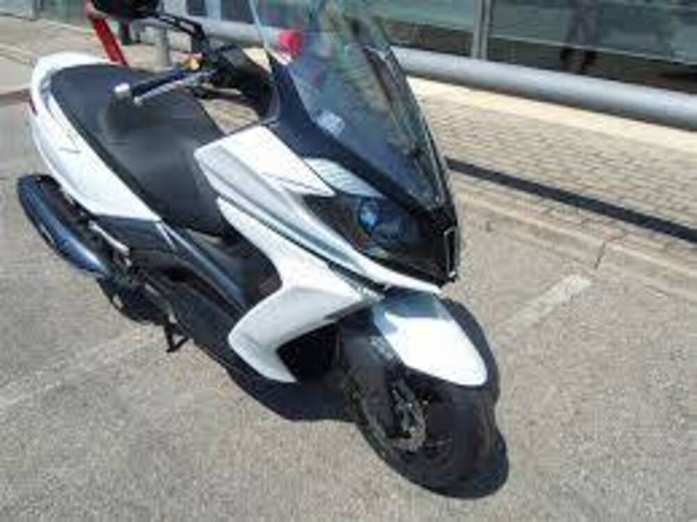 Kymco Downtown 350i ABS (2016 - 20) (2)