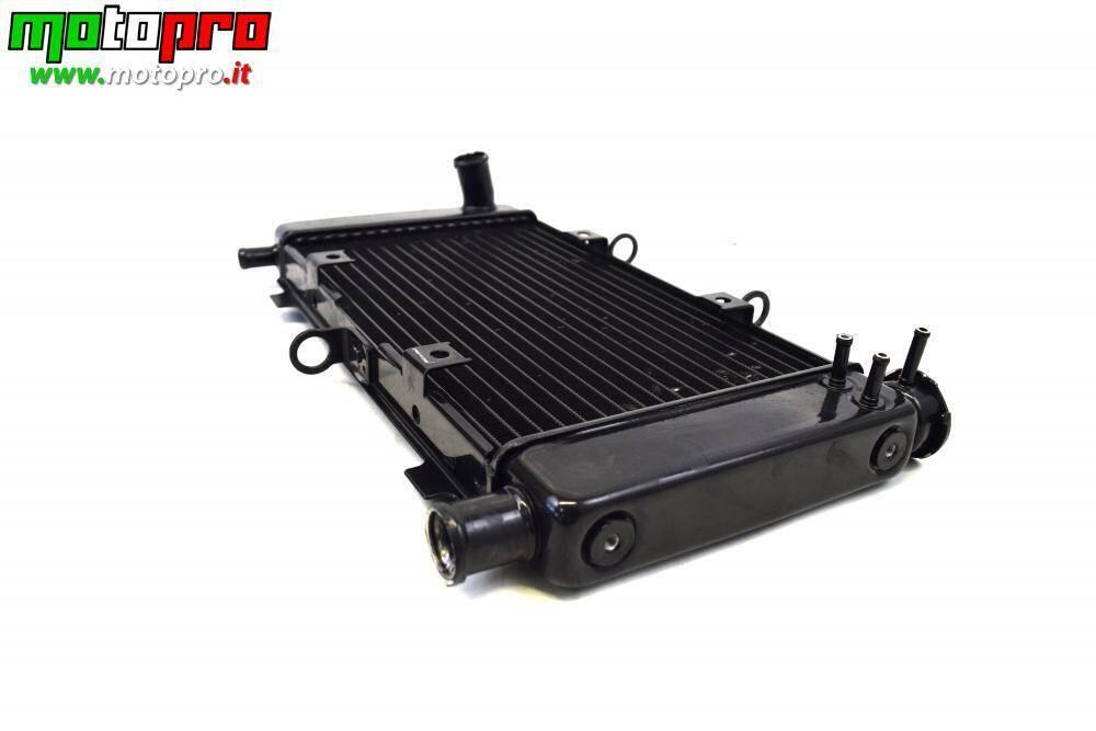 RADIATORE ACQUA COMPL. FZS600 codice 5VX124610000 Yamaha