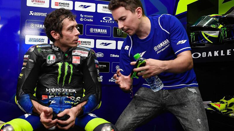 Test MotoGP a Sepang, Valentino Rossi: "Lorenzo d&agrave; sempre consigli interessanti"