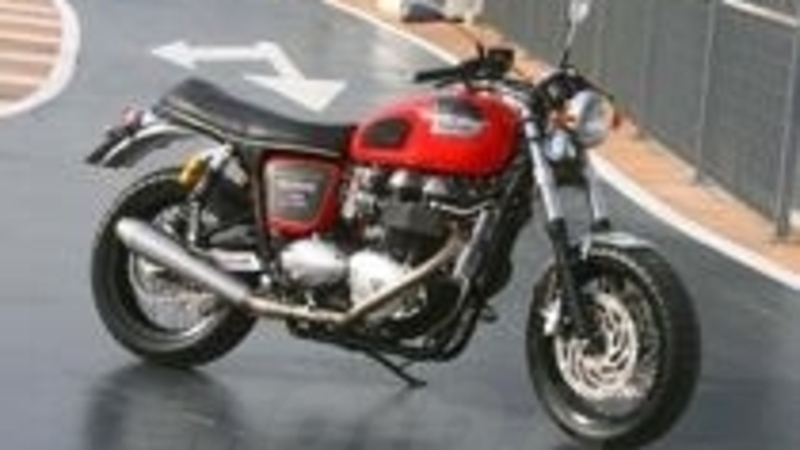 Triumph Bonnie Lighteen by Pettinari