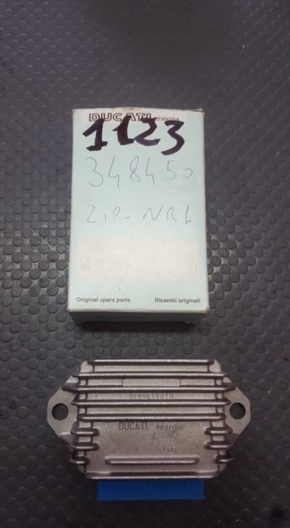 REGOLATORE DI TENSIONE DUCATI X PIAGGIO GILERA Sgr