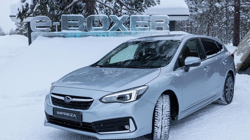 Subaru Impreza 2020: con il restyling arriva l&#039;e-BOXER