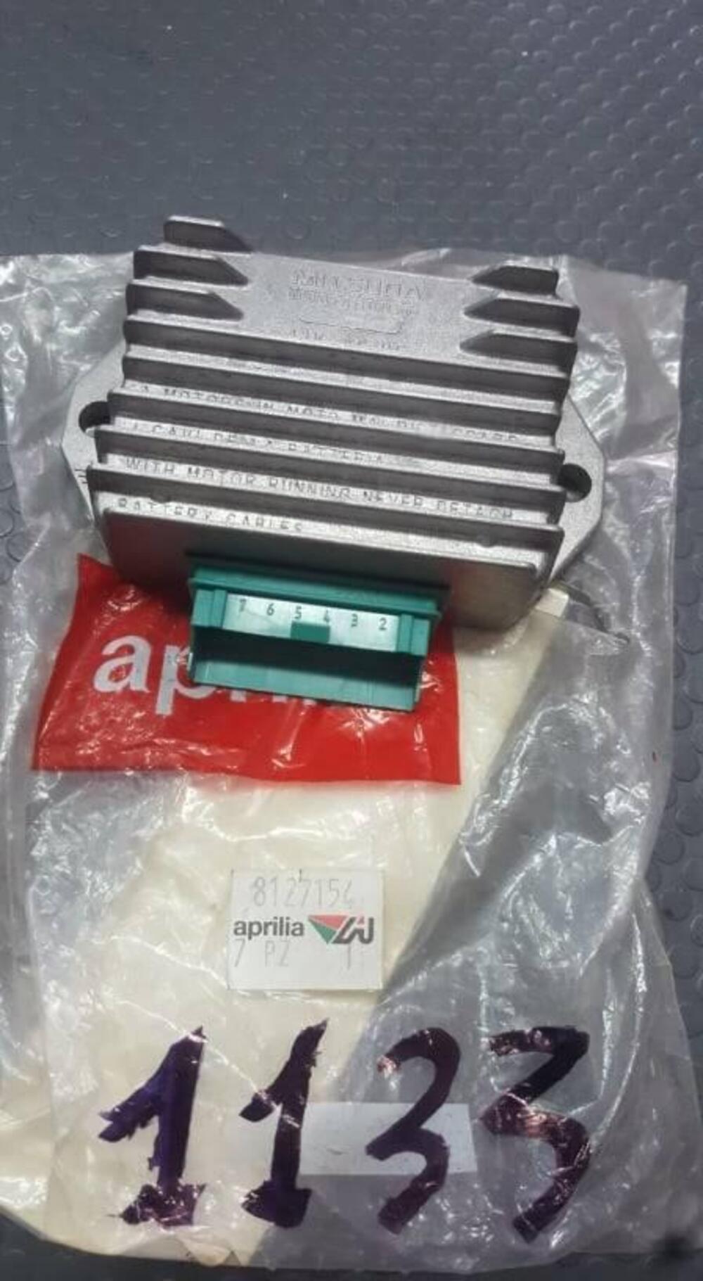 REGOLATORE DI TENSIONE PIAGGIO FREE NRG VESPA Aprilia