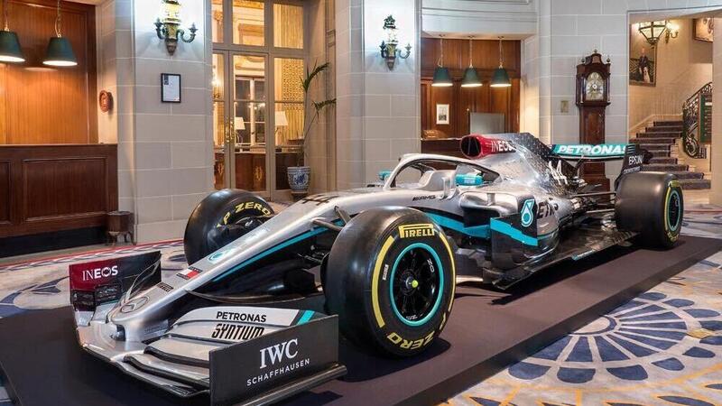 Formula 1, Mercedes svela la sua livrea per la stagione 2020