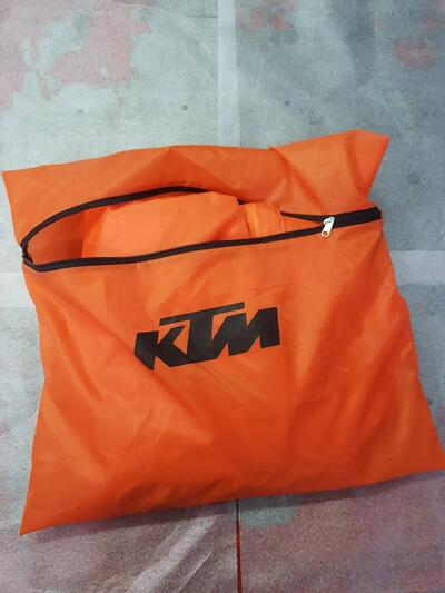 COPRIMOTO USO ESTERNO PER KTM 690 DUKE