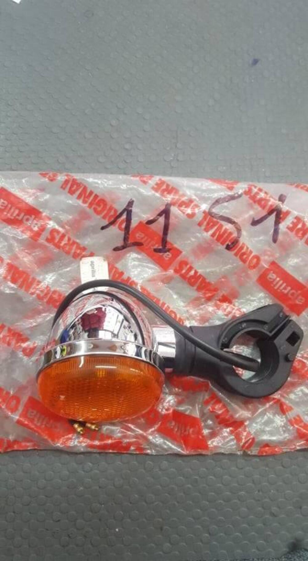 FRECCIA ANT. SX RED ROSE CLASSIC 50 1994 1999 Aprilia